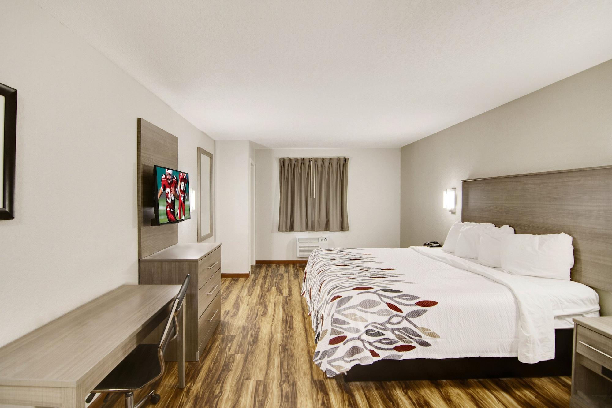 Red Roof Inn & Suites Pensacola-Nas Corry מראה חיצוני תמונה